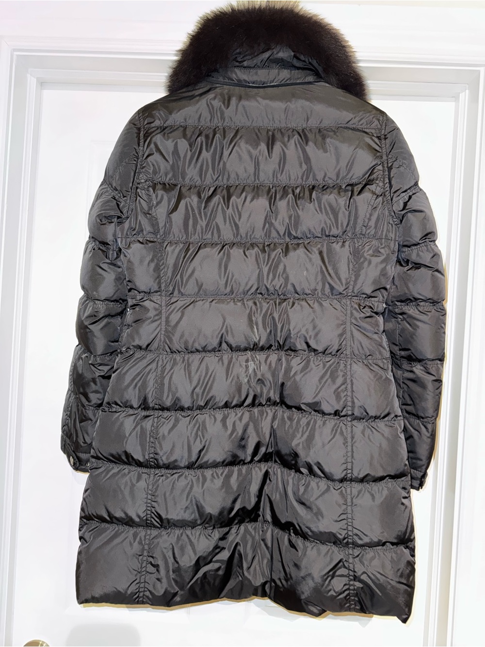 Prada Women’s Black Puffer Coat with Fur Collar - Picture 6 of 11